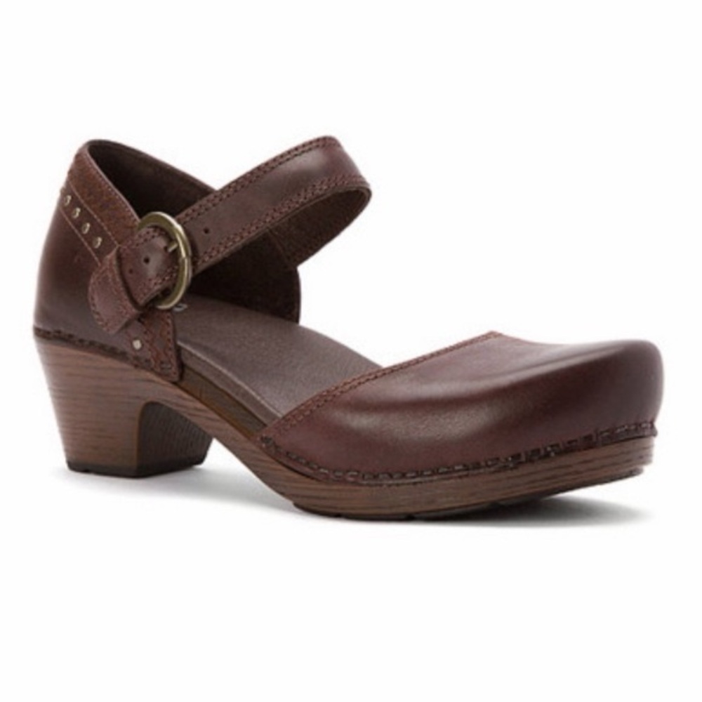 Dansko Women's Makenna Mary Jane Brown size 37